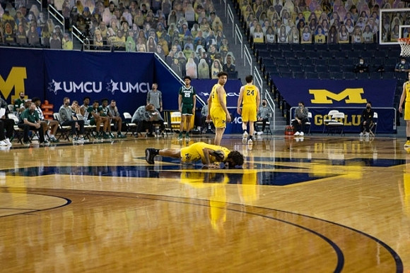 Isaiah Livers (2), Brandon Wade (4), and C.J. Baird (24)