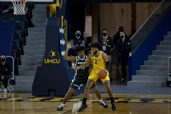 Isaiah Livers (2)