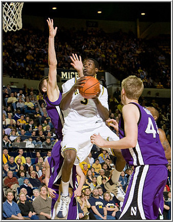 Manny Harris (3)