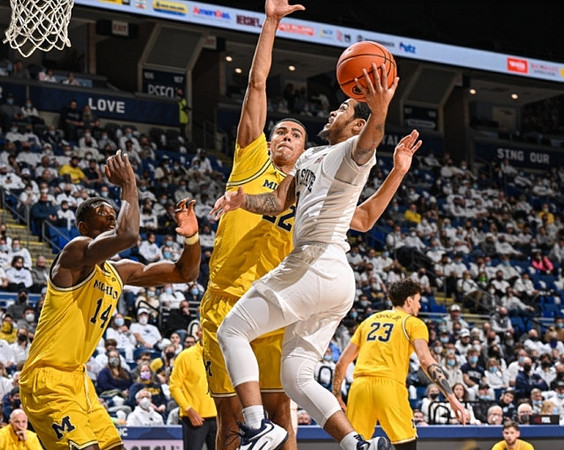 Moussa Diabate (14), Caleb Houstan (22), and Brandon Johns Jr. (23)