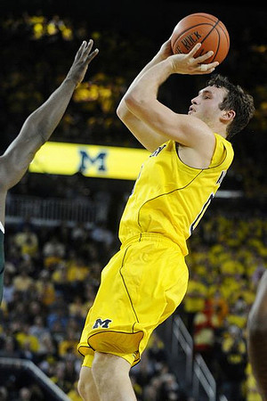 Zack Novak (0)