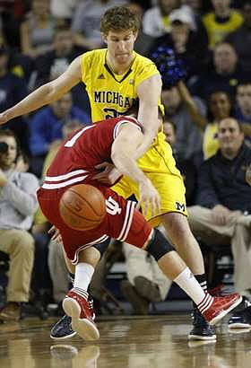 Evan Smotrycz (23)