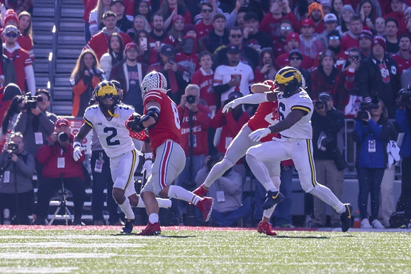 Will Johnson (2) and R.J. Moten (6)