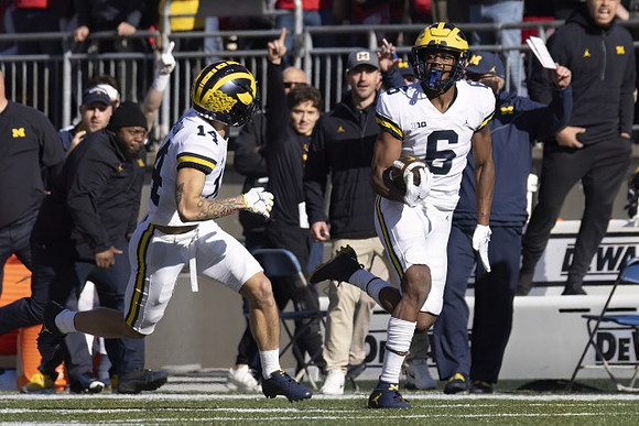 Roman Wilson (14) and Cornelius Johnson (6)