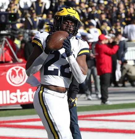 Tavierre Dunlap (22)