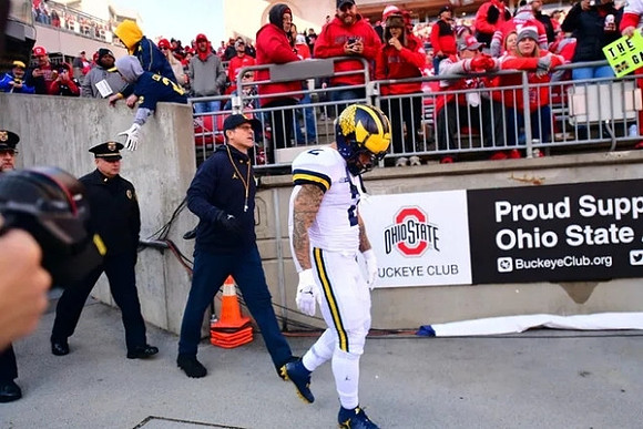 Jim Harbaugh and Blake Corum (2)