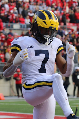 Donovan Edwards (7)