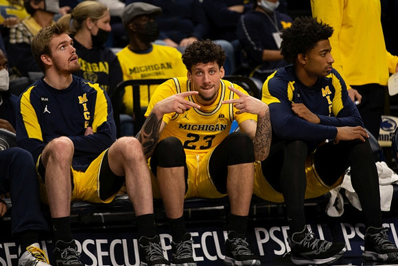 Jaron Faulds (44), Brandon Johns Jr. (23), and Jace Howard (25)