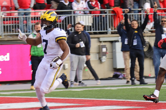 Donovan Edwards (7)
