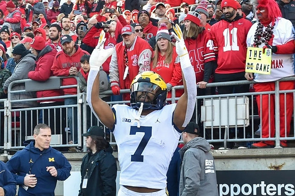 Donovan Edwards (7)