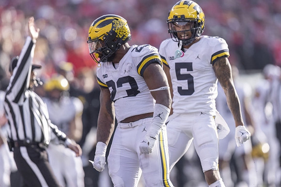 Michael Barrett (23) and DJ Turner (5)