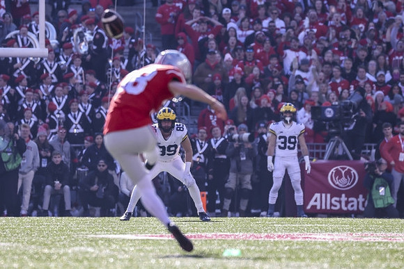 Carter Selzer (89) and Joe Taylor (39)