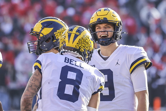 Ronnie Bell (8) and J.J. McCarthy (9)