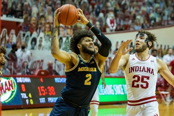 Isaiah Livers (2)