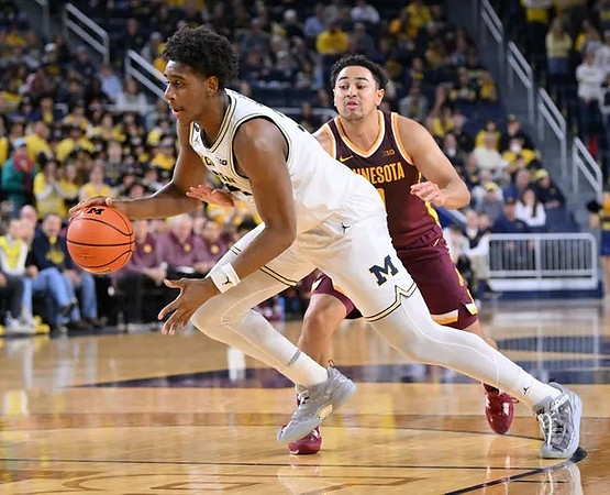 Tarris Reed Jr. (32)