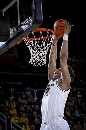 Tarris Reed Jr. (32)