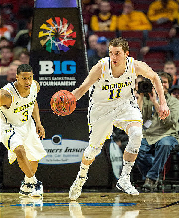 Nik Stauskas (11)