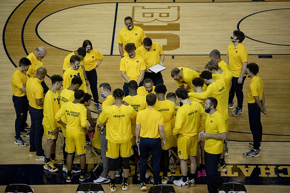 Juwan Howard and Michigan Team