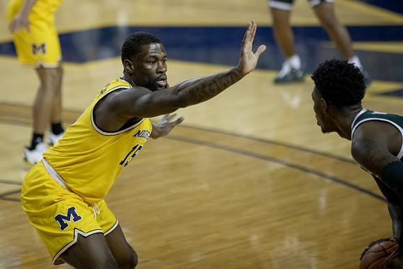 Chaundee Brown Jr. (15)