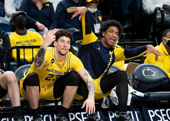 Brandon Johns Jr. (23) and Jace Howard (25)
