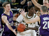 Manny Harris (3)