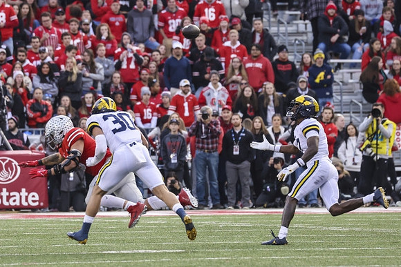 Jimmy Rolder (30) and Makari Paige (7)
