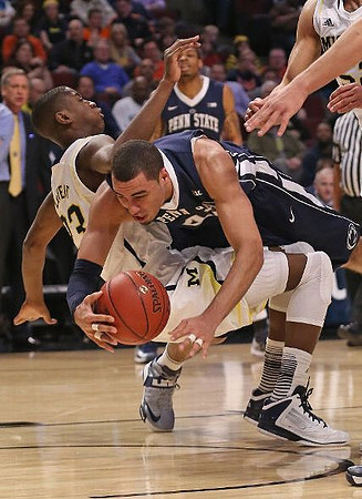 Glenn Robinson III (1), Jon Horford (15), and Tim Hardaway Jr. (10)