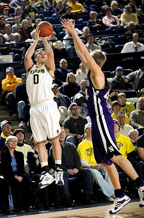 Zack Novak (0)