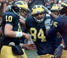 Shawn Thompson (84), Tom Brady (10), and Marcus Knight (85)