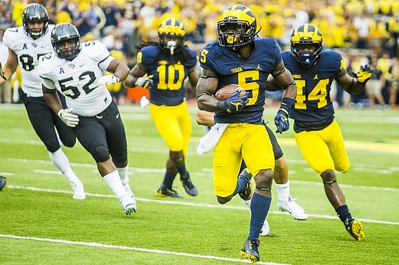 Devin Bush (10), Jabrill Peppers (5), and Delano Hill (44)