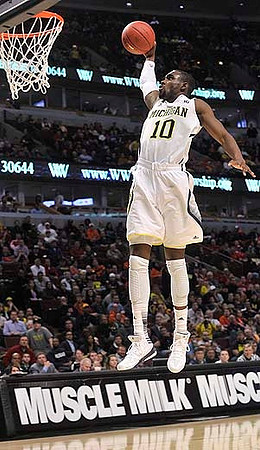 Nik Stauskas (11)