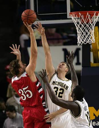 Zack Gibson (32) and Anthony Wright (12)