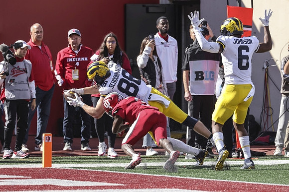 Luke Schoonmaker (86) and Cornelius Johnson (6)