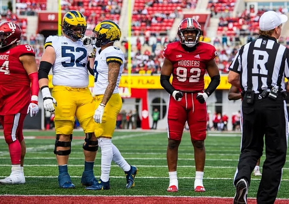 Karsen Barnhart (52) and Ronnie Bell (8)