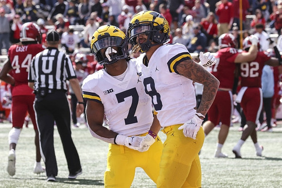 Donovan Edwards (7) and Ronnie Bell (8)