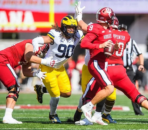 Mike Morris (90)