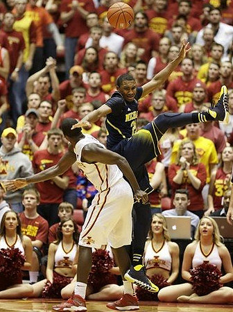 Zak Irvin (21)