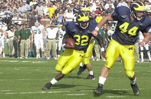 Dave Armstrong (44) and Anthony Thomas (32)