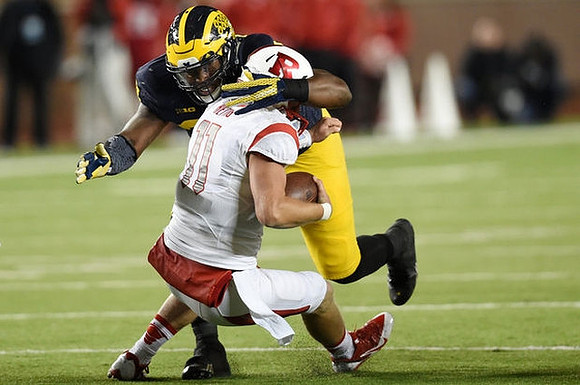 Taco Charlton (33)