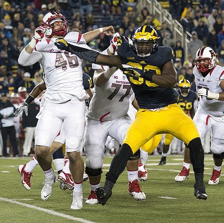 Taco Charlton (33)