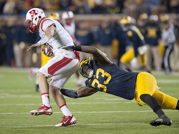 Taco Charlton (33)