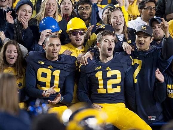 Kenny Allen (91) and Blake O'Neill (12)