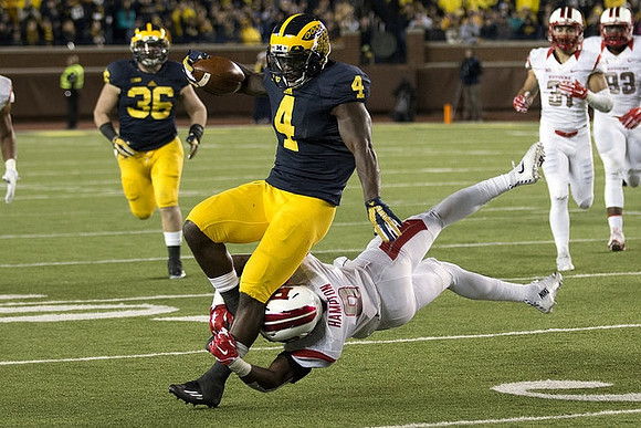 De'Veon Smith (4) and Joe Kerridge (36)