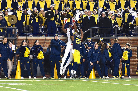 Jourdan Lewis (26)