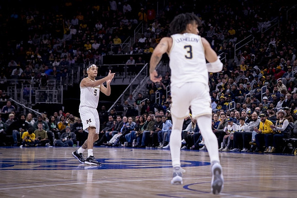 Terrance Williams II (5) and Jaelin Llewellyn (3)