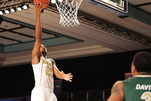 Zak Irvin (21)