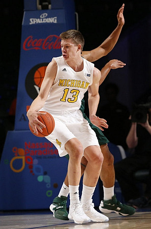 Moritz Wagner (13)