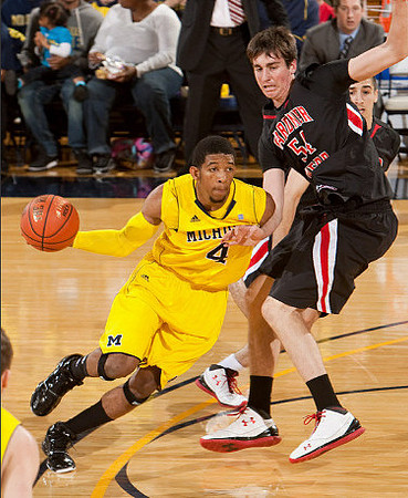 Darius Morris (4)