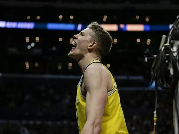 Moritz Wagner (13)