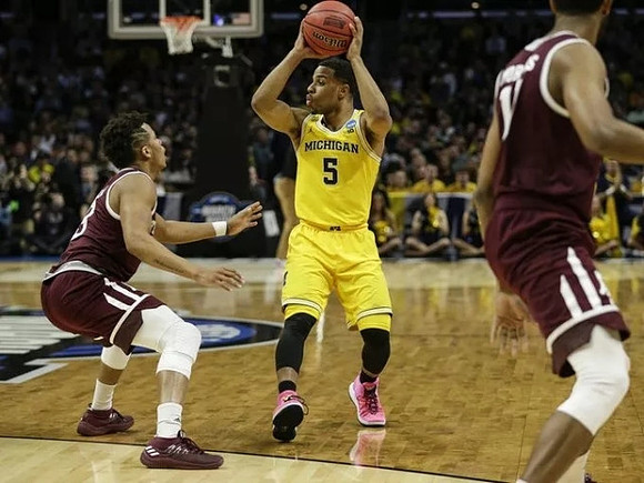 Jaaron Simmons (5)